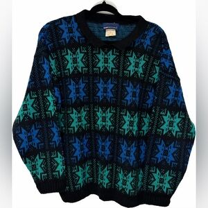 Vintage Geometric Pattern Knit Sweater – Blue and Green – Men’s Medium